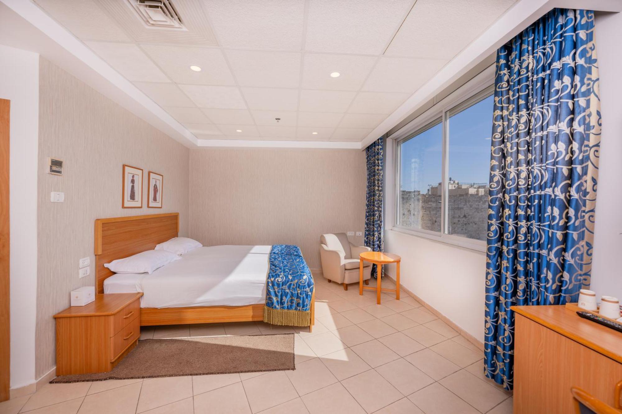 Golden Walls Hotel Йерусалим Екстериор снимка
