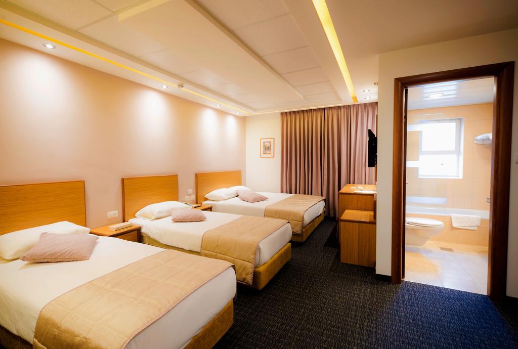 Golden Walls Hotel Йерусалим Екстериор снимка