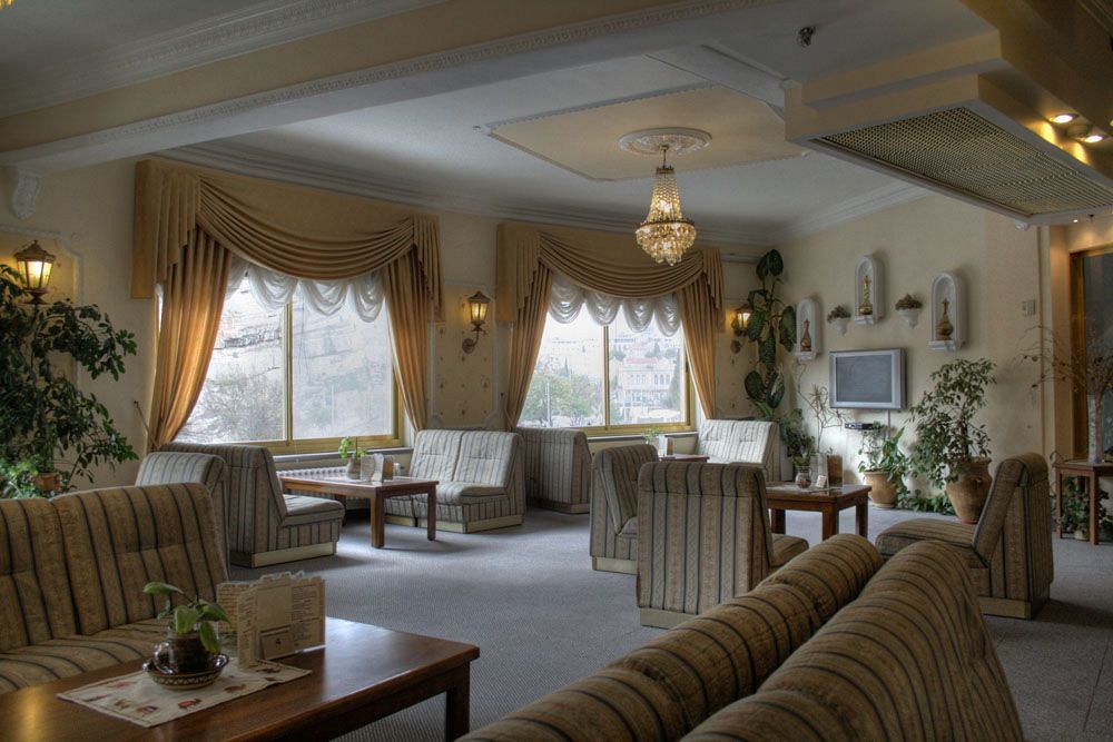 Golden Walls Hotel Йерусалим Екстериор снимка