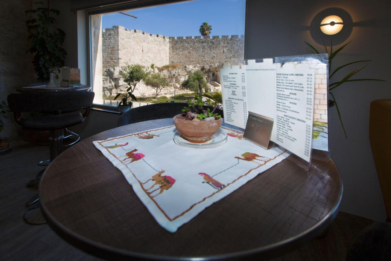 Golden Walls Hotel Йерусалим Екстериор снимка